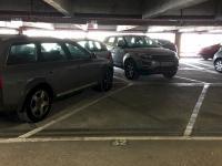 Place de parking à louer - Paris 75017 -  - 120 euros - 114 Rue Cardinet, 75017 Paris, France