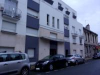 Parking à louer - Bordeaux - 3 k Rue Pauline Kergomard