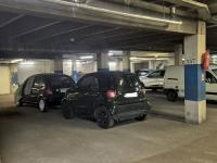 Place de parking à louer - Paris 75019 - 23 Rue De L'argonne, 75019 Paris, France - 110 euros