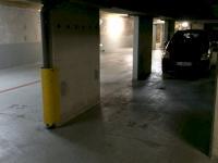 Place de parking à louer - Paris 75009 -  - 180 euros - 7 Rue Bleue, 75009 Paris, France