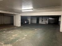 Place de parking à louer - Paris 75017 - 19 Rue Du Débarcadère, 75017 Paris, France - 200 euros