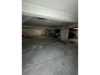 Place de parking à louer - Paris 75007 - 43 Rue De Babylone, 75007 Paris, France - 180 euros