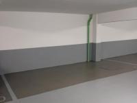 Place de parking à louer - Paris 75011 -  - 115 euros - 3 Avenue De Taillebourg, 75011 Paris, France