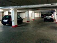 Place de parking à louer - Paris 75009 -  - 157 euros - 92 Rue Saint-Lazare, 75009 Paris, France