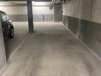 Place de parking à louer - Lognes 77185 - 21 Boulevard Du Segrais, 77185 Lognes, France - 50 euros